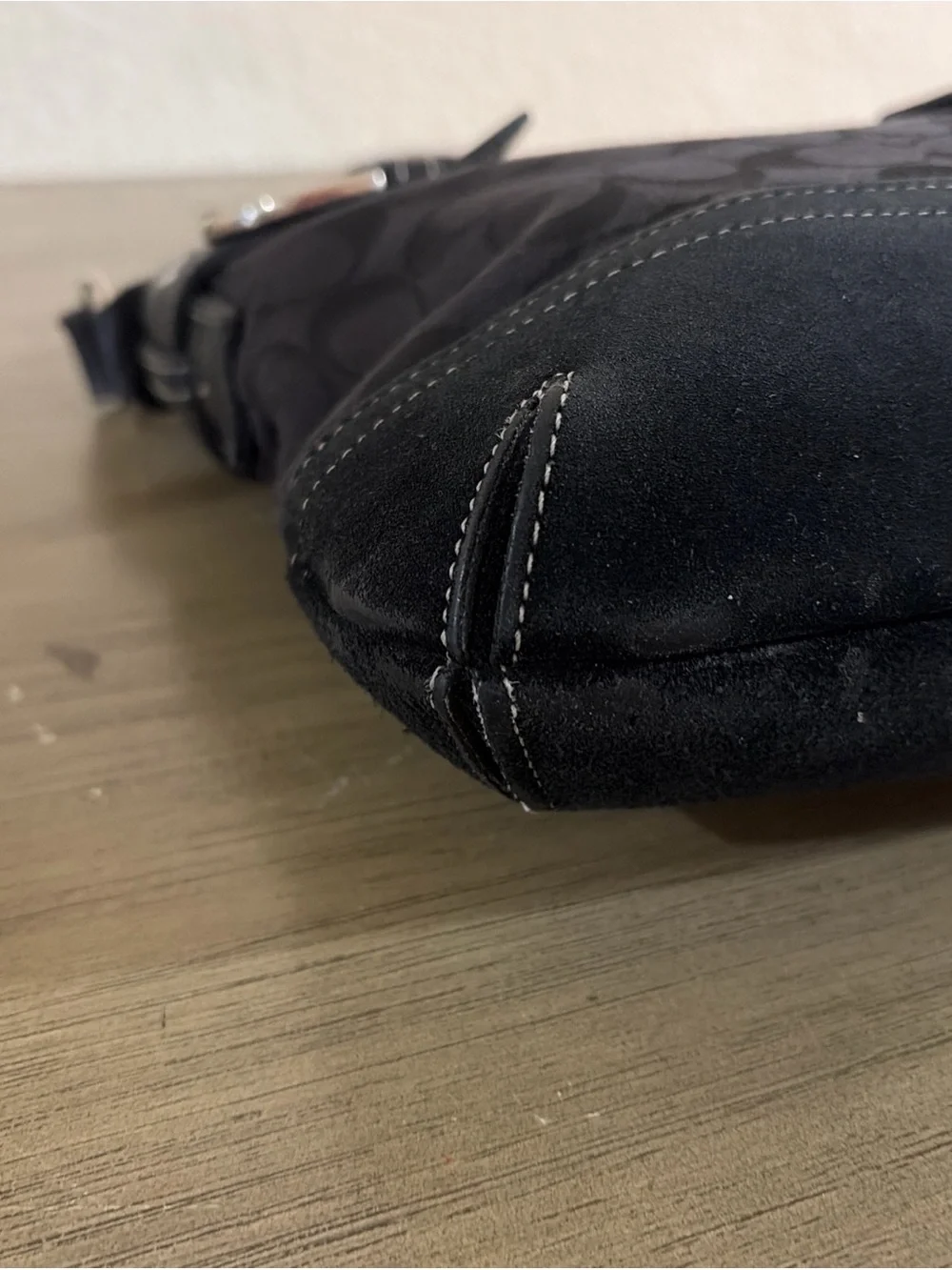 Coach 3574 Signature Shoulder Bag Black Canvas/Leather/Suede